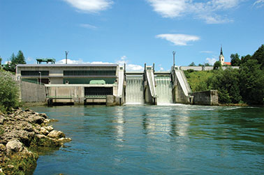 (Hidroelektrarna_Mavcice.jpg)