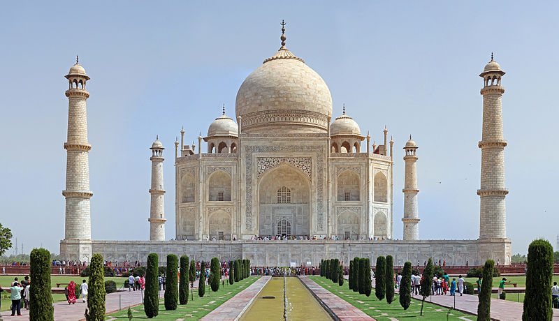 (Taj_Mahal.jpg)